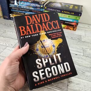 SPLIT SECOND King & Maxwell Thriller David Baldacci Trade Paperback 2021 Edition